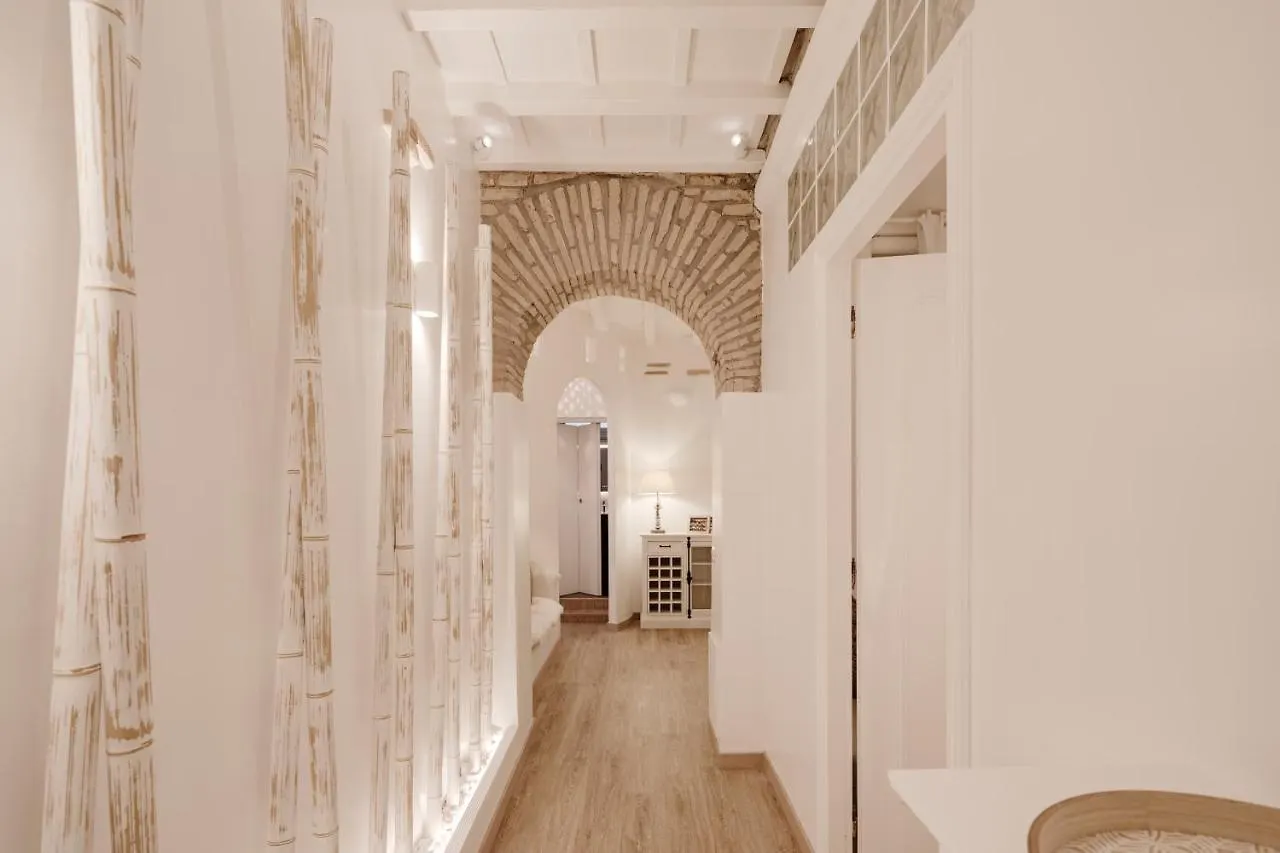 Vatican Borgo Pio Luxury location